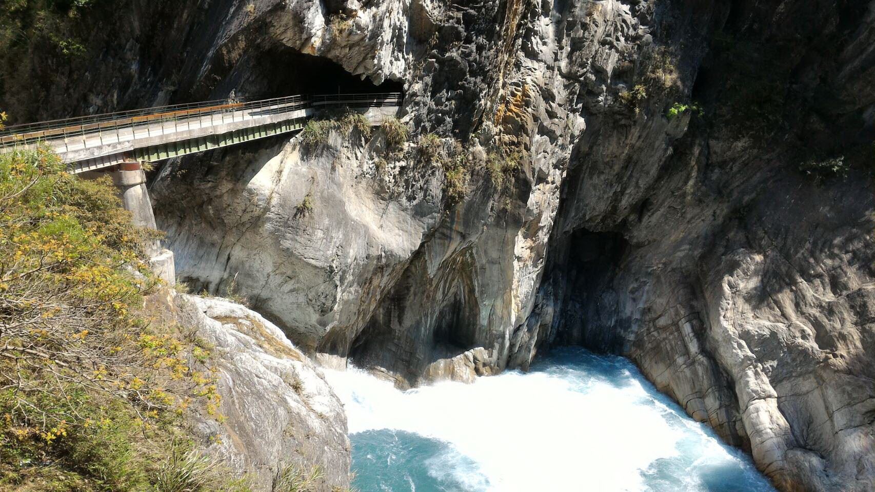 花蓮私房登山步道Top7|親近花蓮的好山好水 征服超美登山步道