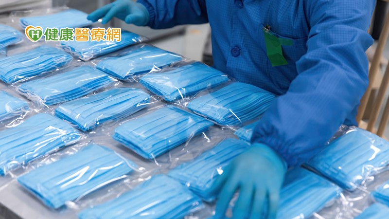 【新冠肺炎報導】雙鋼印口罩有3種樣式! 無雙鋼印合法口罩售至年底