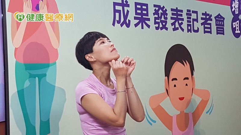 防老化失能!牙醫師公會推益口銅身操 增強咀嚼吞嚥力