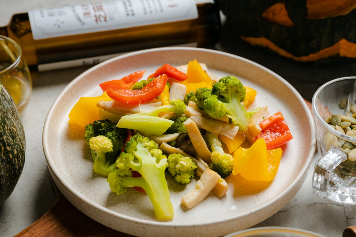 芝麻油炒野蔬