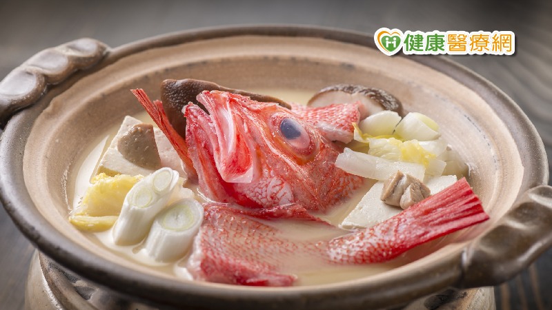 魚刺卡食道穿孔 醫:冬天吃火鍋記得細嚼慢嚥
