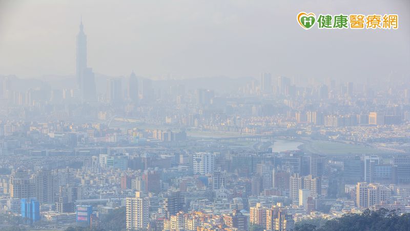 東北季風挾帶境外空污 快做好自我防護