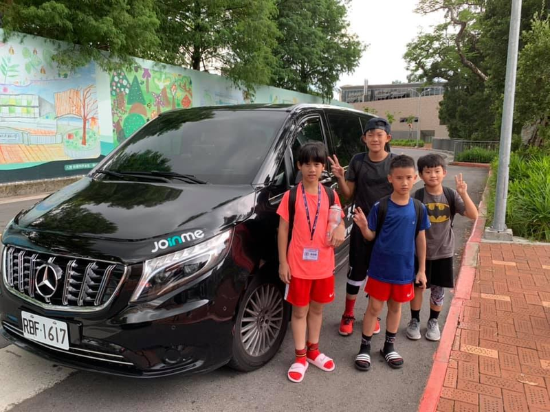 2021冬令營 家長滿意度最高!結合防疫專車接送【TOP巔峰籃球訓練營】報名開跑