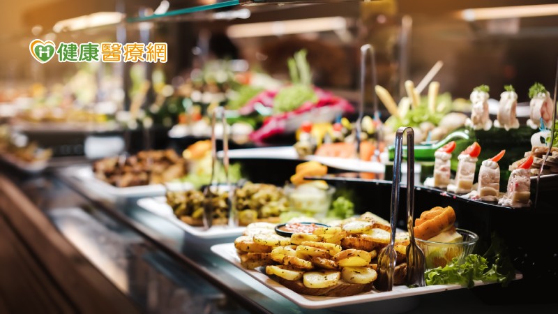 歡樂度過耶誕 享用餐點注意食物過敏