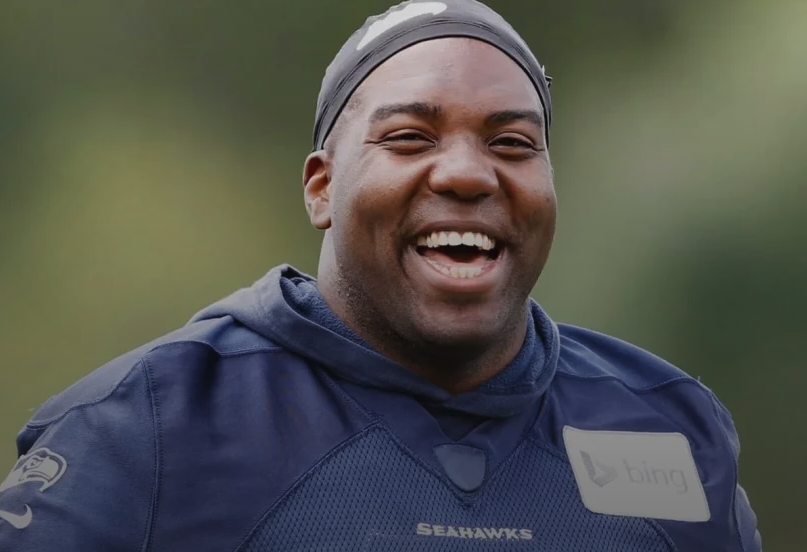 追求自由、不用經紀人，Russell Okung如願成為首位收取比特幣薪資NFL球星