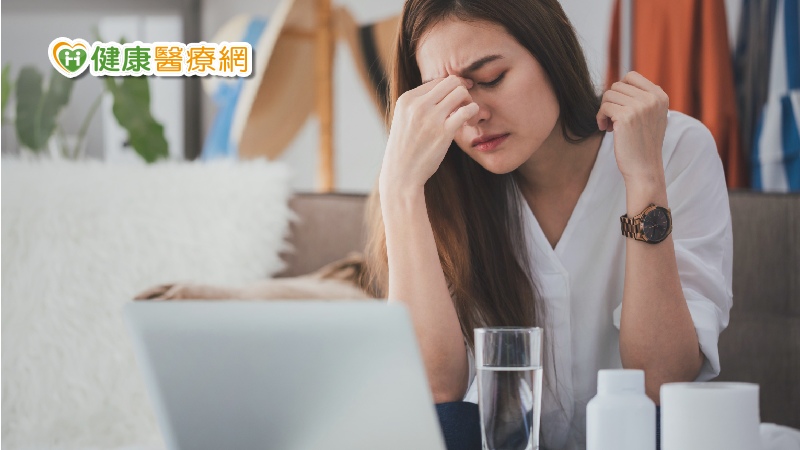 眼睛脹痛是眼壓高? 你是用眼過度還是青光眼?