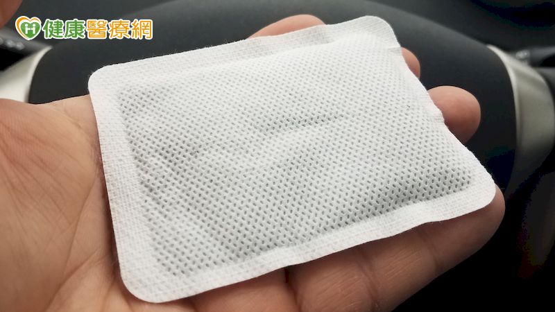 失智者恐誤食 失智症協會:暖暖包外觀宜加強警示!