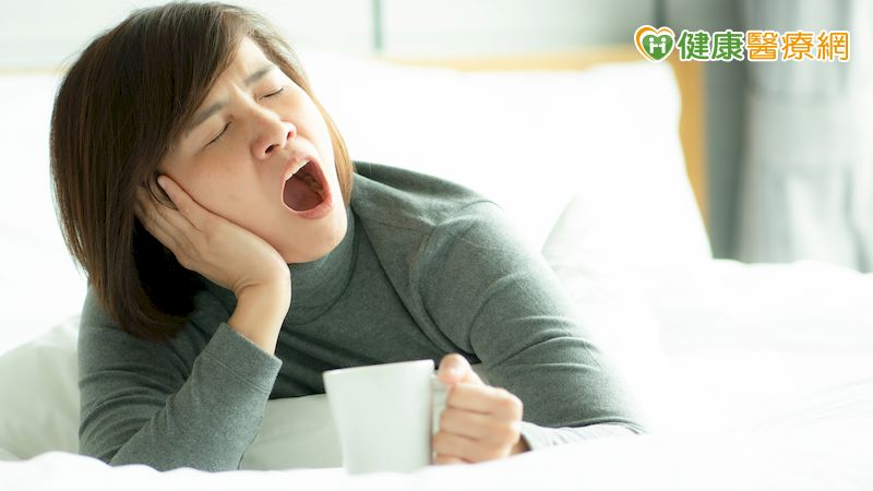天冷疲倦想睡又怕冷 你不是變老!吳宛容醫師:當心甲狀腺低下