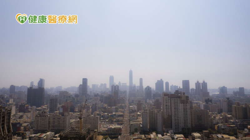 空汙狂襲西半部 口罩戴好自我防護
