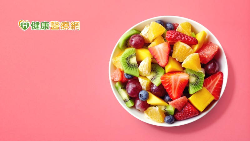 水果切掉發霉部分? 營養師:不是局部切掉就能吃