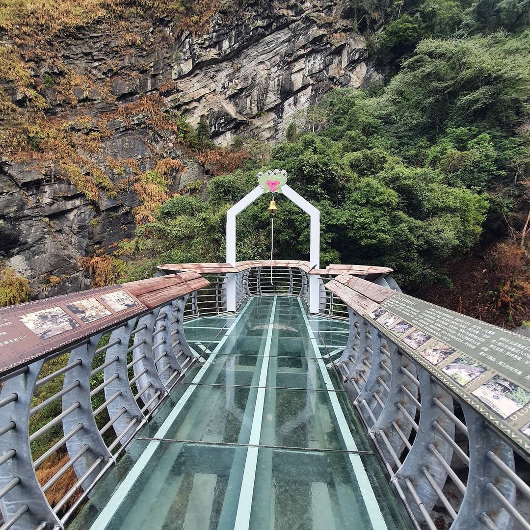 青蛙石天空步道 @ally Chen77