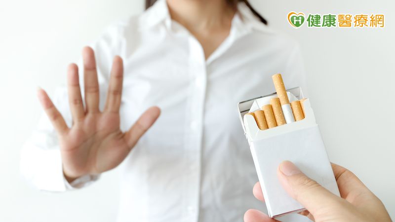 電子菸危害不亞於香菸! 二代戒菸效果比你想像中好