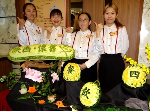 正修餐飲懷舊便當成果展 櫻花蝦米糕、控肉、油條復古風/波新聞