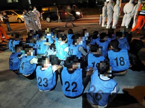 淘金夢再碎 海巡一舉緝獲26名偷渡犯/波新聞