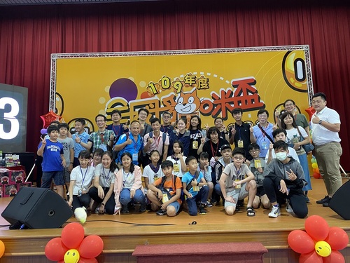 全國程式競賽貓咪盃傳佳音 高市包辦國中國小組金牌/波新聞