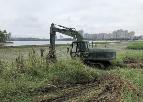 國軍進駐澄清湖水庫 協助緊急清淤/波新聞