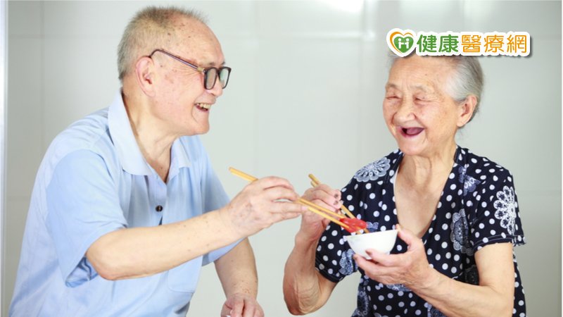 解決長者牙口問題 國民健康署與飯店推創新菜餚