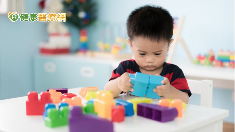 孩子疑似出現心理問題怎麼辦? 專家告訴你該做什麼