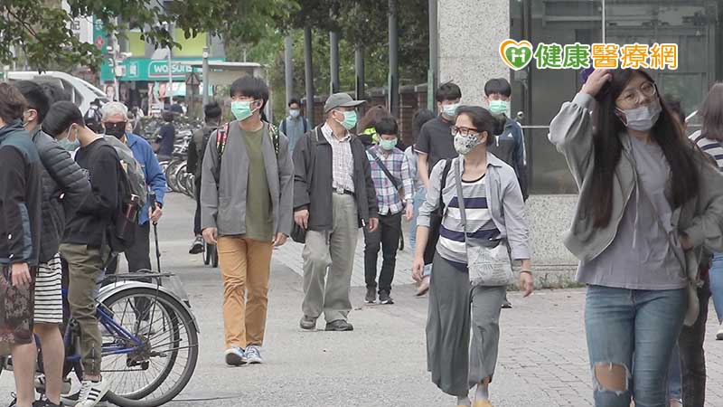 疫情強勢來襲! 專家教你如何正確調適心理
