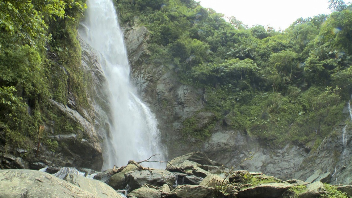 茂管家帶您線上遊茂林 防疫不鬆懈 涼山瀑布美景在家賞/波新聞