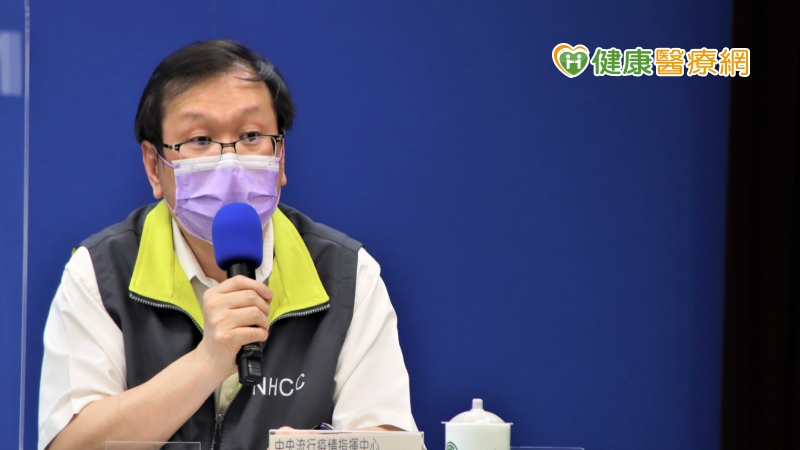 高齡年長者打疫苗 指揮中心3建議