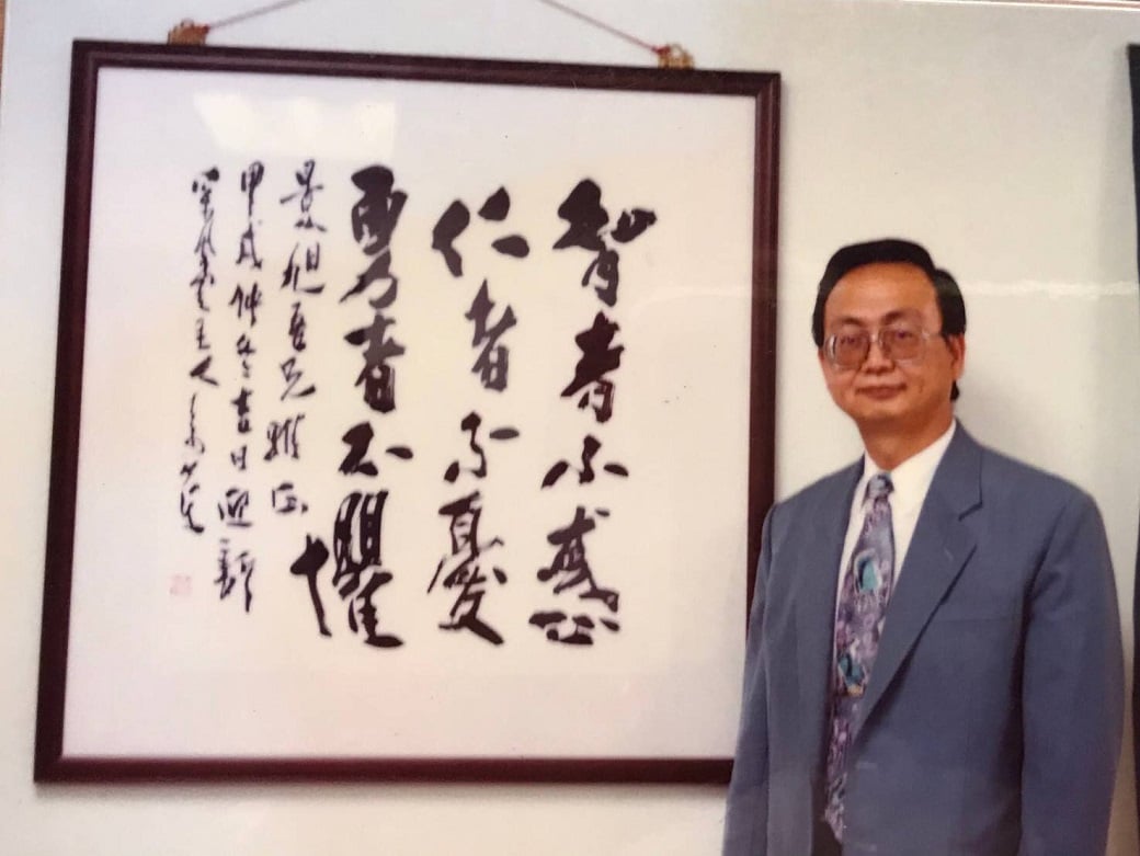 可能是 1 人和站立的圖像