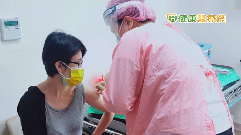 孕婦納入公費COVID-19疫苗接種　婦產科醫師這樣建議