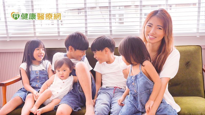 新生兒抵抗力差、易生病？ 醫師教你挑選配方奶粉