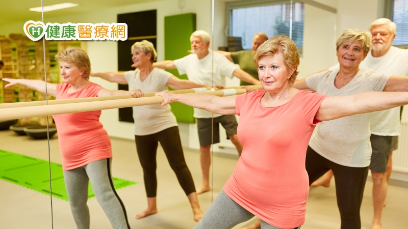 70歲登台學芭蕾 韓劇揪心談失智症