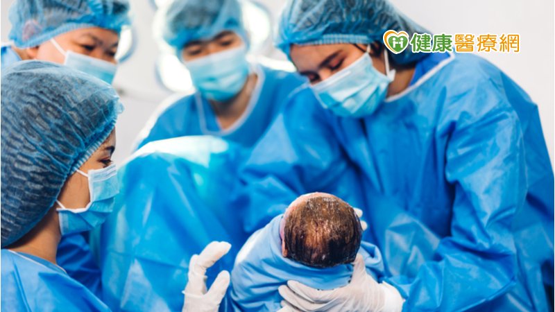 確診產婦疑子癇前症 長庚高規格防疫剖腹助產