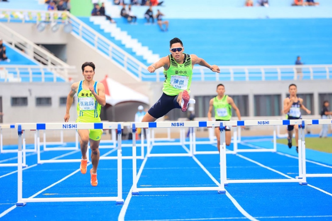 叩關成功！   中市田徑跨欄王子陳傑三度挺進奧運／波新聞