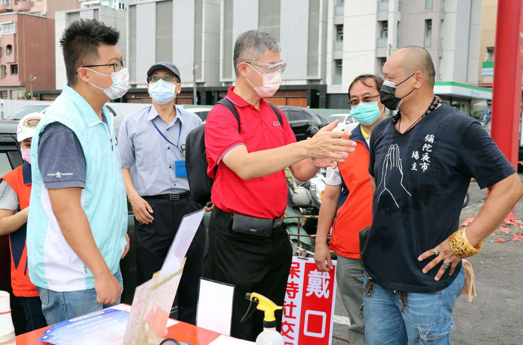 嘉市實勘輔導三大夜市攤商業者,照片為彌陀夜市