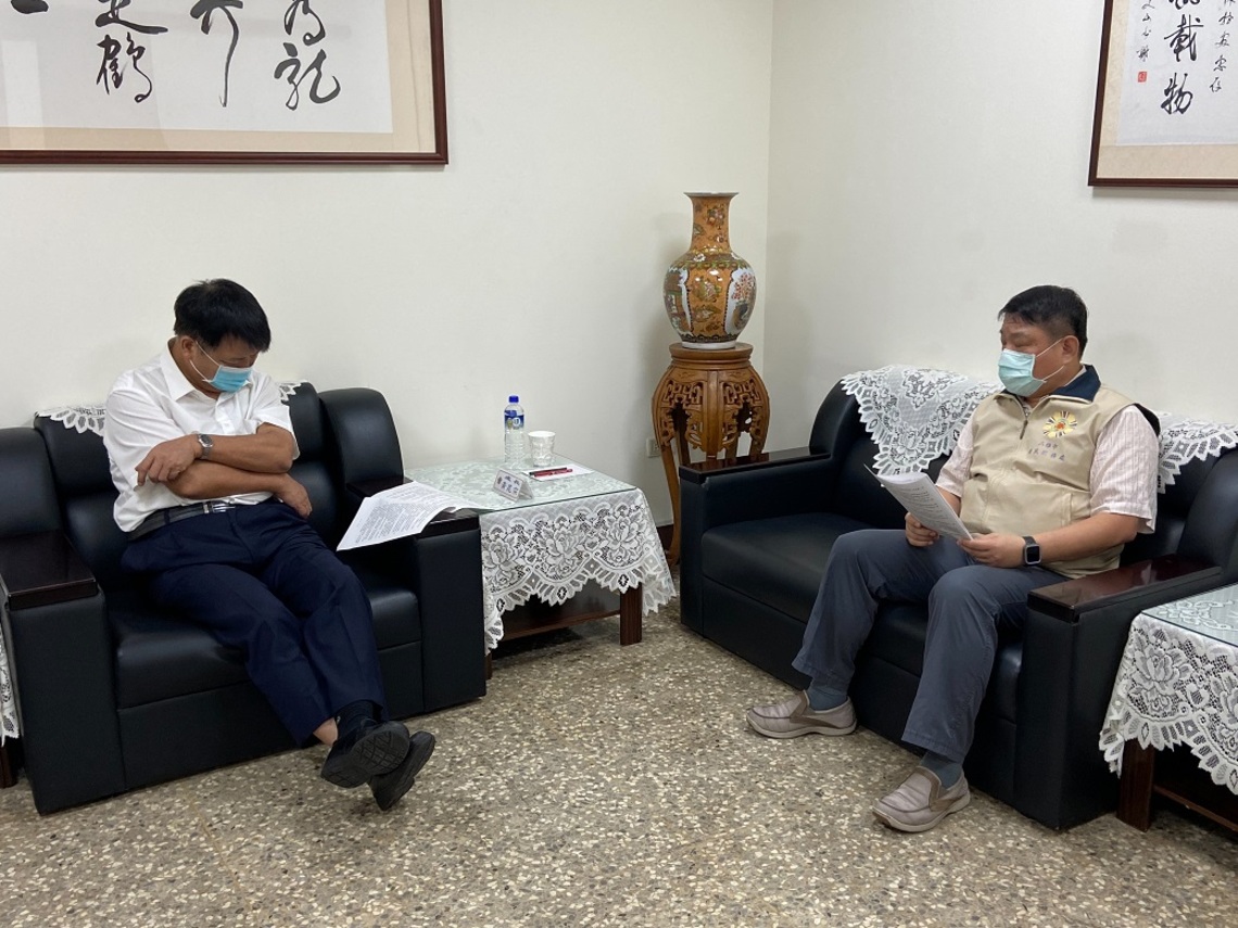 關心防疫整備作為     李文忠視導高市榮服處防疫工作／波新聞