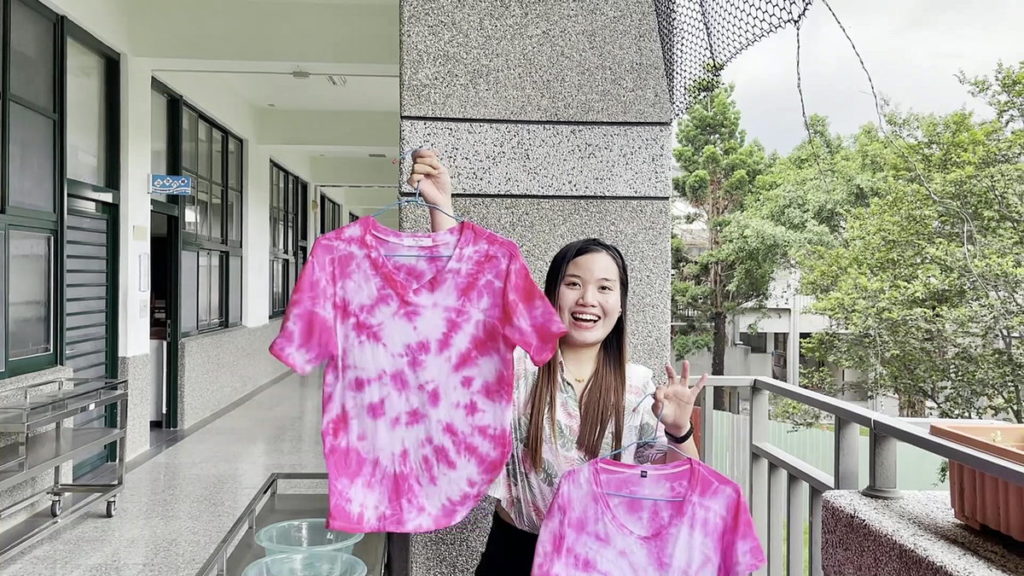 嘉義國中南興國中HOW TO TIE-DYE T-SHIRTS