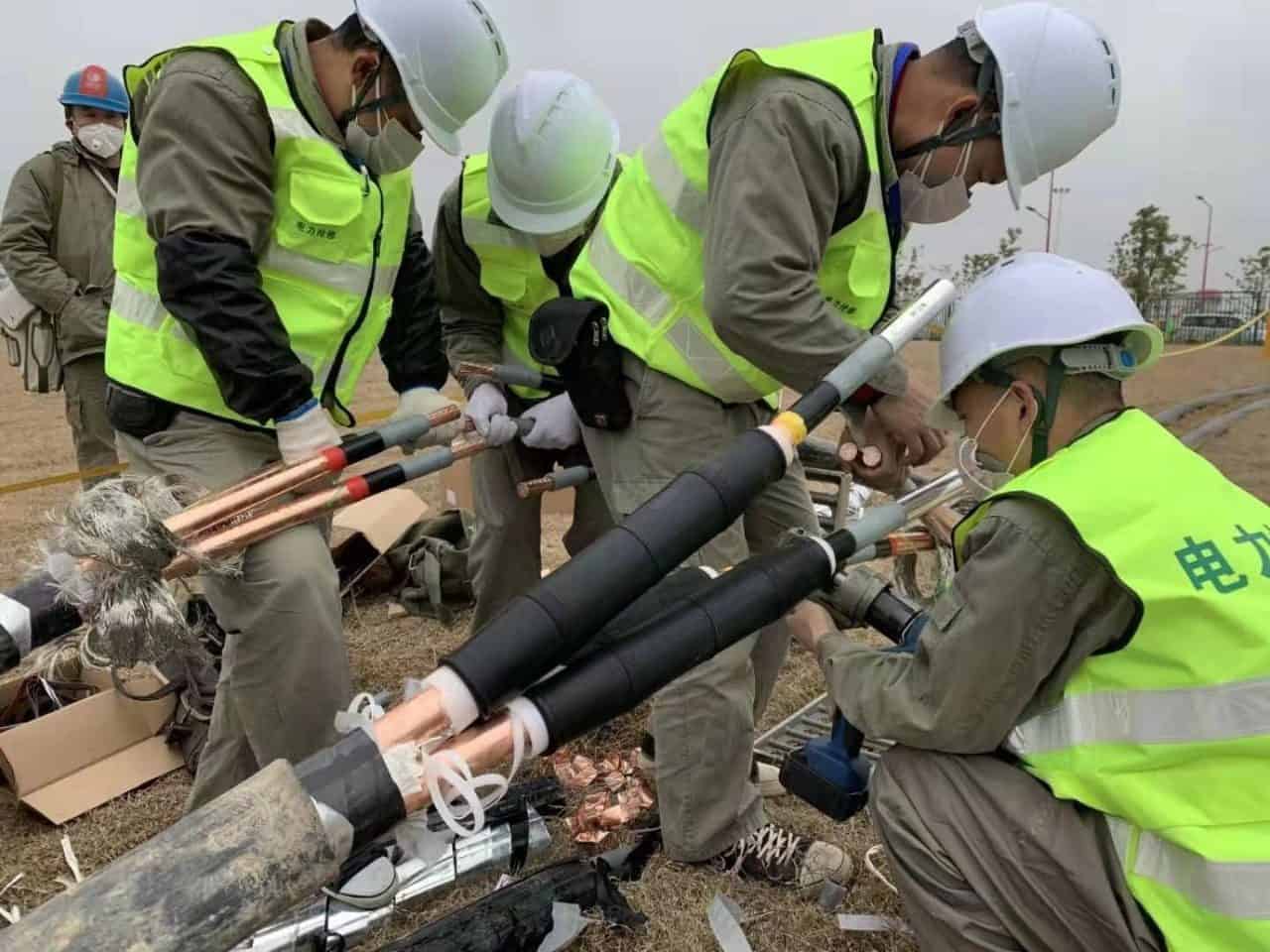 伊頓中國為收治病患的醫院布建電力系統,並贈與多套不斷電系統UPS及蓄電池