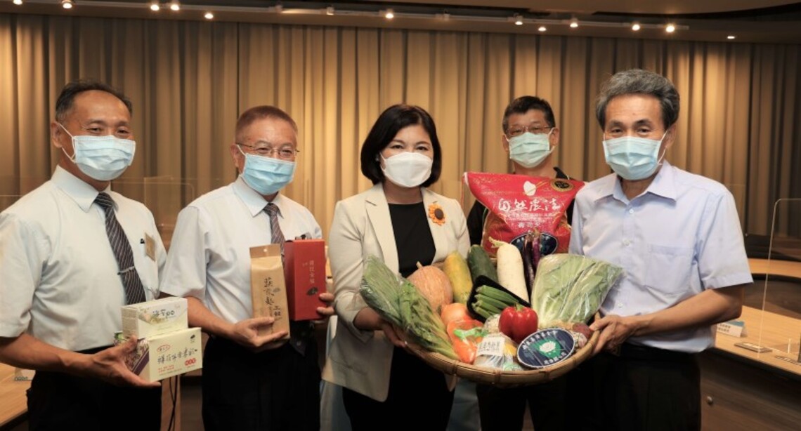 面對疫情大愛不停歇 「安心生活箱」及「健康蔬果箱」及時專送/波新聞