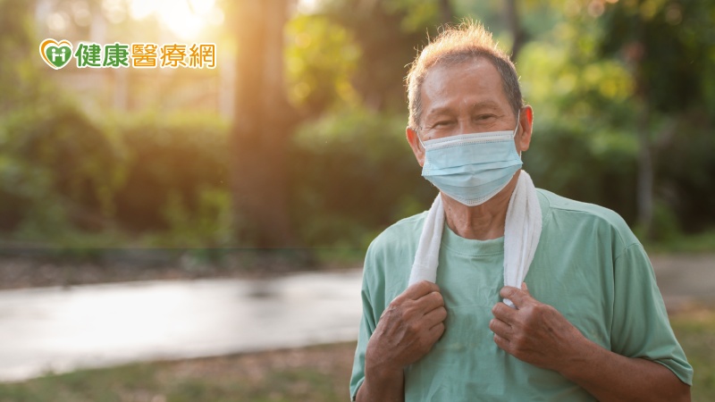 慢性病高齡患者注意 這三點跟防疫一樣重要
