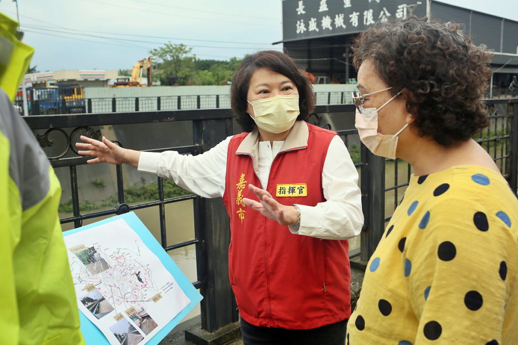 黃敏惠市長視察通港橋