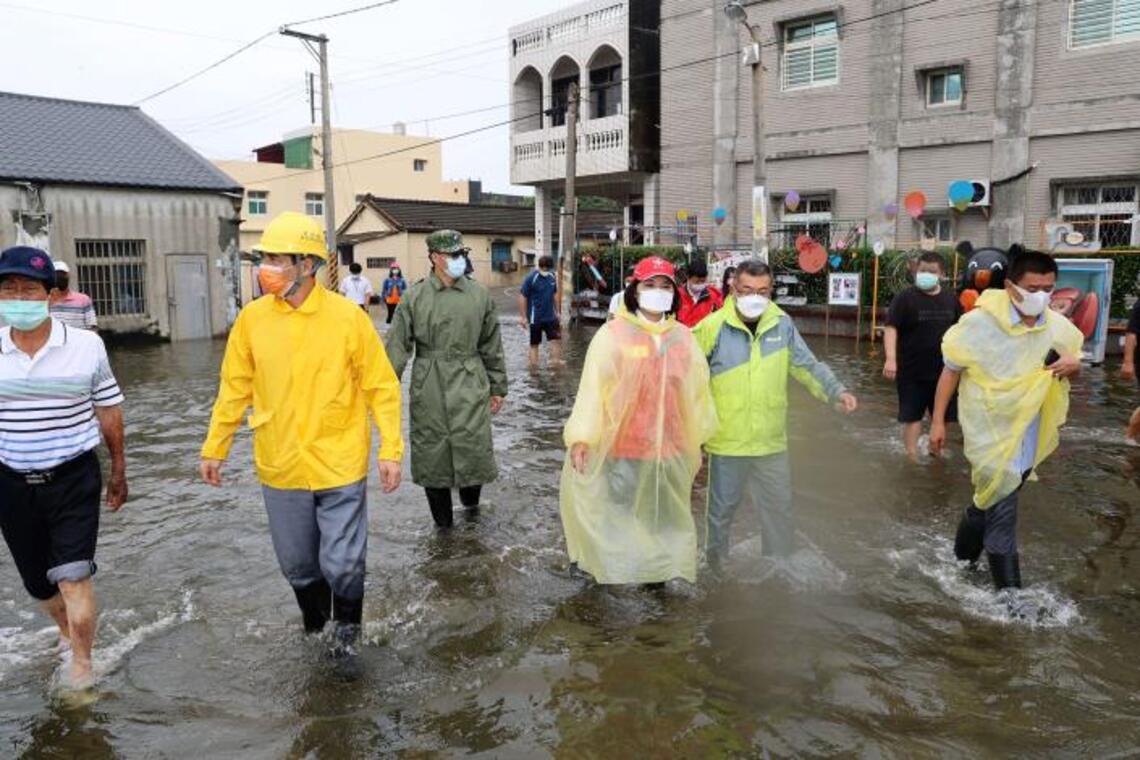 西南氣流致災豪雨 張麗善視察水林、四湖等地淹水災情/波新聞