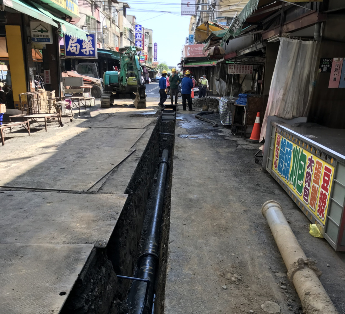 台水七區處利用防疫人流管制 汰換五甲地區福德街市集周邊管線/波新聞