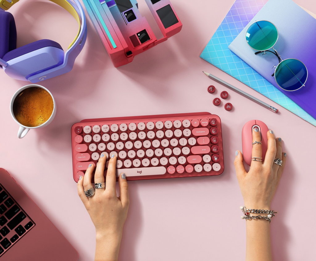 「Logitech羅技POP KEYS無線機械式鍵盤」魅力桃