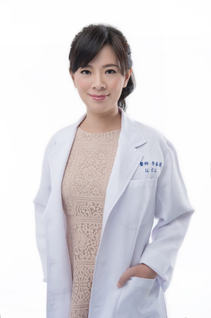 擁有中西醫雙執照的馥芊中醫診所院長李嘉菱中醫師表示:「疫苗並非萬靈丹!接種前後都應注重身體營養素的調理,並透過日常生活調節自身免疫以補充戰力。」