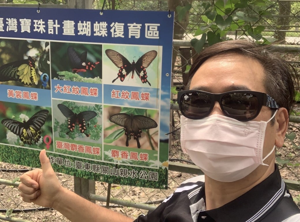 可能是 1 人和戶外的圖像