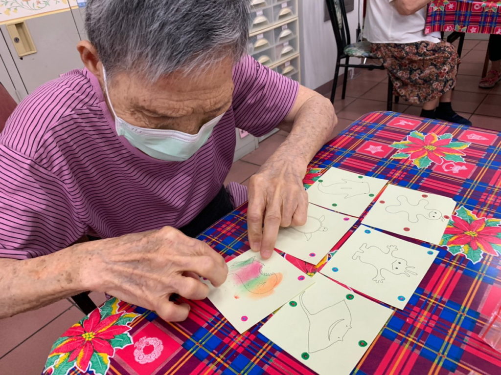 老幼雲端攜手慢慢「遊」的線上桌遊-對對碰