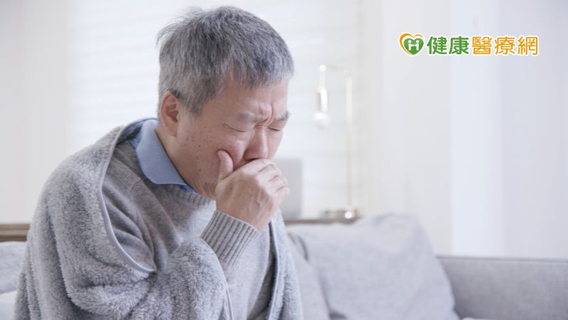 莫名咳嗽逾2月竟已肺癌轉移 免疫組合三劍客助延命