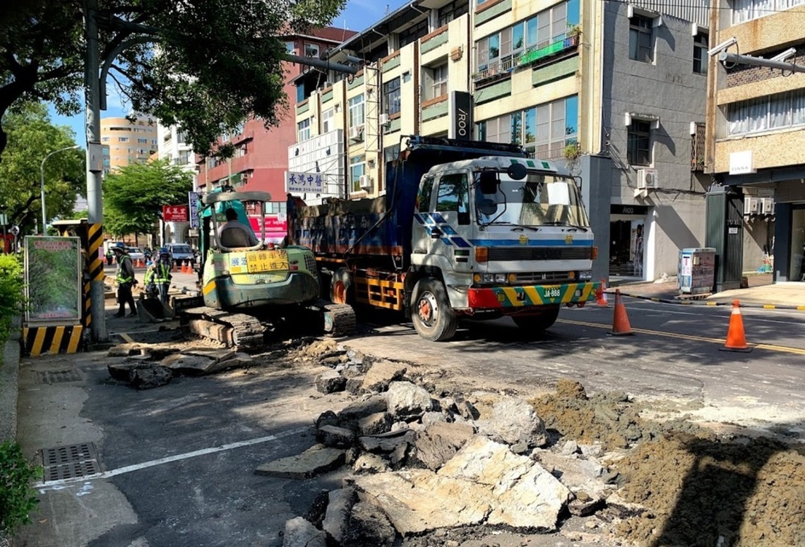 台南網路最爛南門路開始整修/波新聞