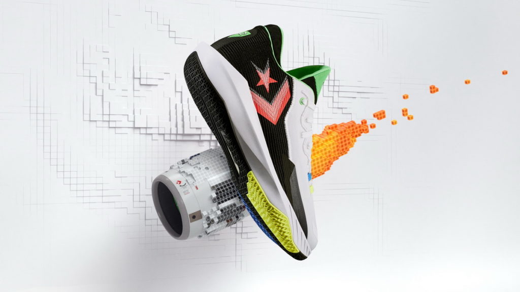 ”All Star BB Jet”鞋身、鞋墊的色彩與圖案,靈感啟發自”NBA Jam” 的視覺效果;以極具巧思的細節設計,向90年代的傳奇遊戲致敬。