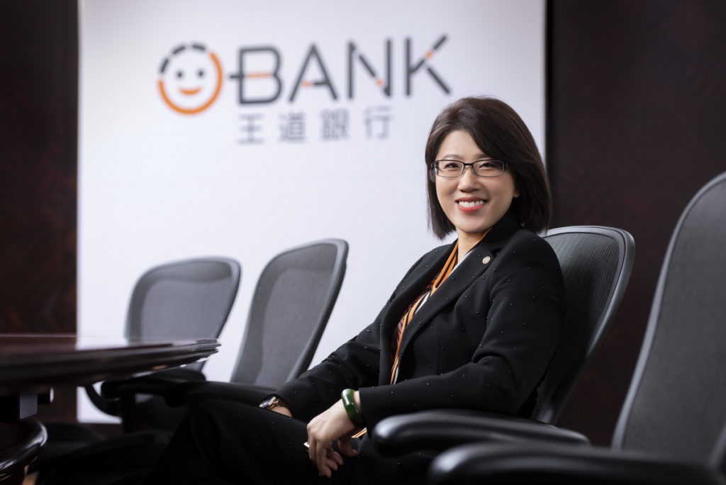 王道銀行董事長駱怡君認為企業追求業務成長的同時,亦須兼顧ESG的正向發展