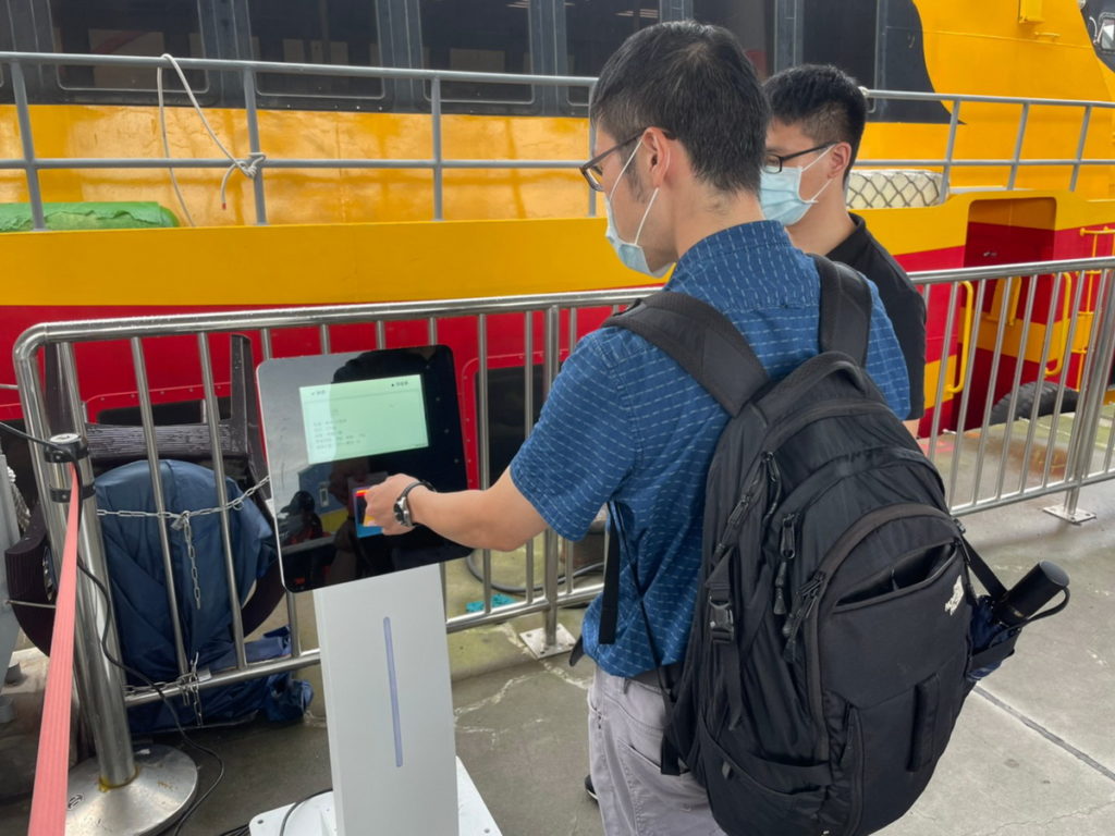 東琉線e化服務開始實施,更能精準掌控乘客名單,杜絕防疫破口