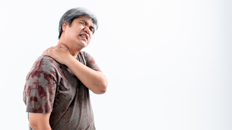肩膀又痛又卡? 當心是「旋轉肌破裂」惹禍